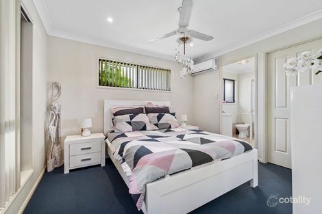 Property photo of 5 Biggera Court Sandstone Point QLD 4511