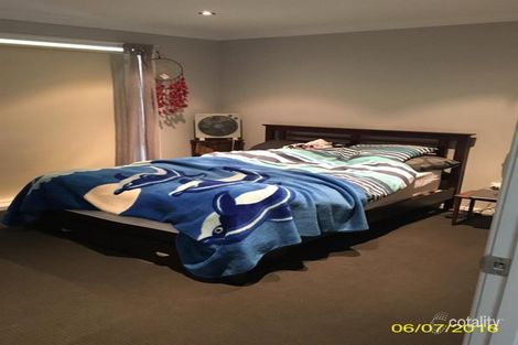Property photo of 29 Bamarook Crescent Glenfield Park NSW 2650