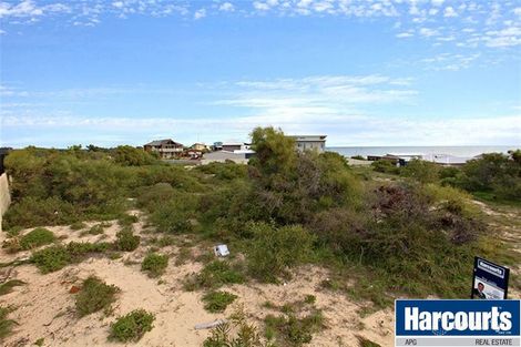 4 Bila Cl, Peppermint Grove Beach, WA 6271