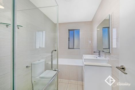 Property photo of 11 Mundowey Entrance Villawood NSW 2163