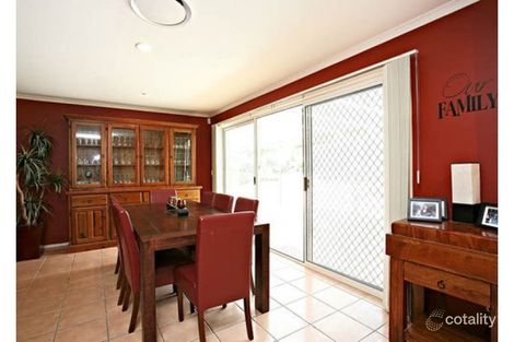 Property photo of 8 Lochano Close Parkinson QLD 4115