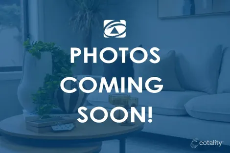 8 Ascot Park Dr, Pakenham, VIC 3810