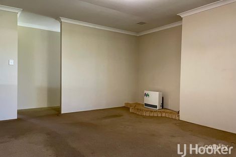 Property photo of 57 Inverness Drive Meadow Springs WA 6210