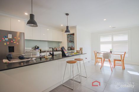 Property photo of 101 Brooklyn Drive Bourkelands NSW 2650