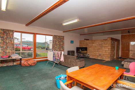 Property photo of 15 Mountain Ash Drive Warrnambool VIC 3280