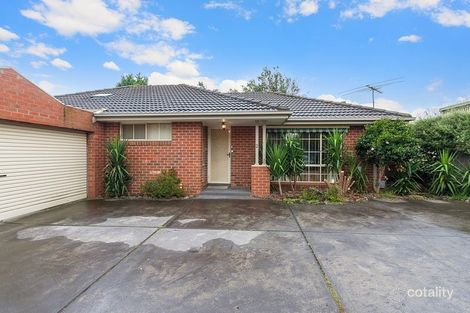 2/18 Farnham Cres, Mill Park, VIC 3082