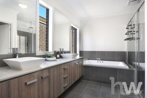 Property photo of 22 Remarkable Drive Mount Duneed VIC 3217