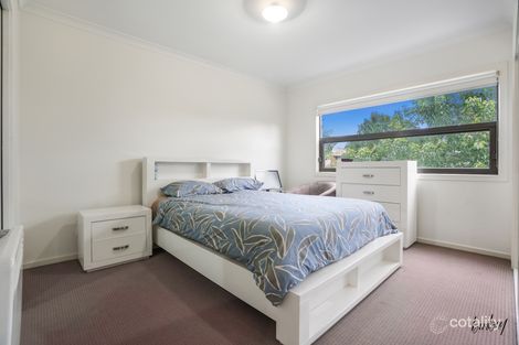 Property photo of 42 Grattan Cove Craigieburn VIC 3064