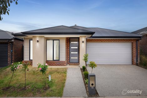 Property photo of 16 Goshawk Road Sunbury VIC 3429