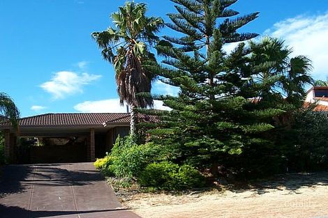 9 Clinton St, Kingsley, WA 6026