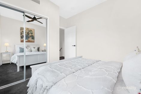 Property photo of 9/70-72 Sisley Street St Lucia QLD 4067