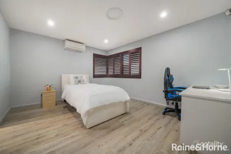 Property photo of 1 Globe Street Glenfield NSW 2167
