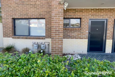 Property photo of 9/26-28 Third Avenue Macquarie Fields NSW 2564
