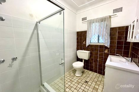 Property photo of 23 Brisbane Water Drive Point Clare NSW 2250