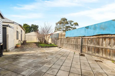 Property photo of 76 Breakwater Road Breakwater VIC 3219