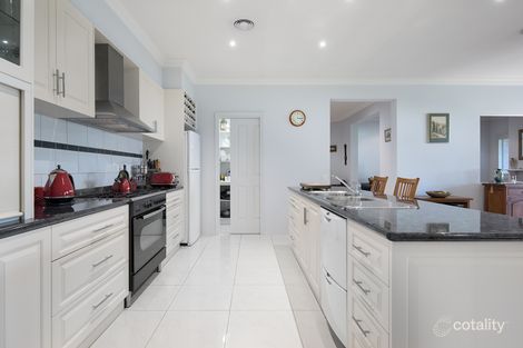 Property photo of 8 Saddle Court Maiden Gully VIC 3551