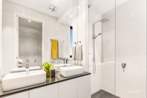 Property photo of 2A Bayview Street Elsternwick VIC 3185