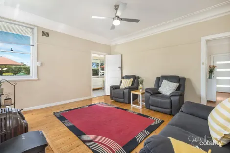 Property photo of 206 New England Highway Rutherford NSW 2320