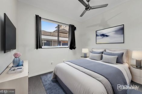 Property photo of 16 Logging Crescent Spring Mountain QLD 4300