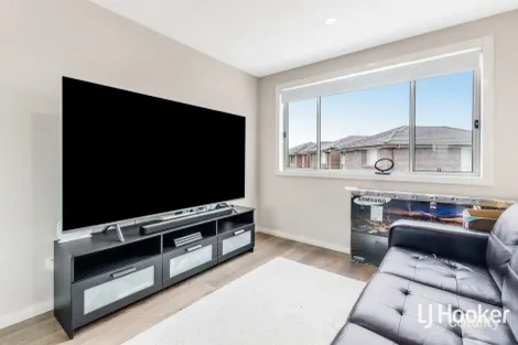 Property photo of 40 Neptune Circuit Schofields NSW 2762