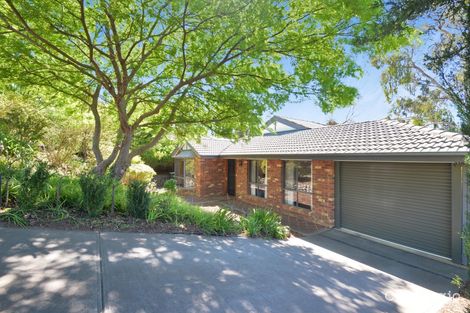 Property photo of 31 Dunalbyn Drive Aberfoyle Park SA 5159