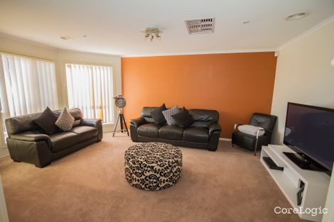 Property photo of 11 Centaurus Avenue Roxburgh Park VIC 3064