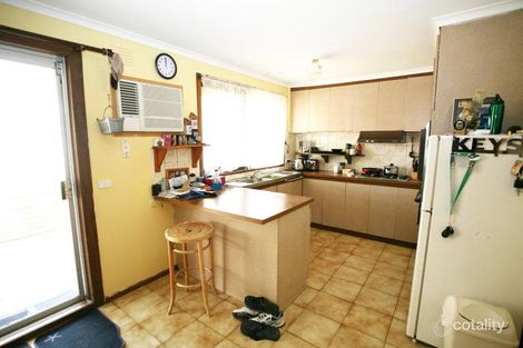 Property photo of 98 Kookaburra Avenue Werribee VIC 3030