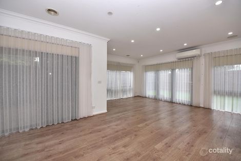 Property photo of 33A Marcus Road Dingley Village VIC 3172