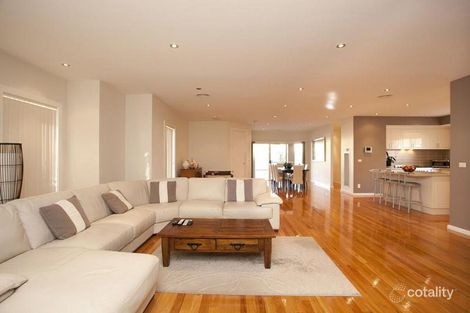 Property photo of 30 Brookglen Boulevard Cairnlea VIC 3023