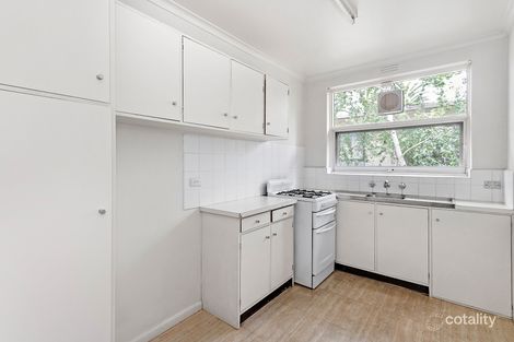 Property photo of 4/10 Charnwood Grove St Kilda VIC 3182