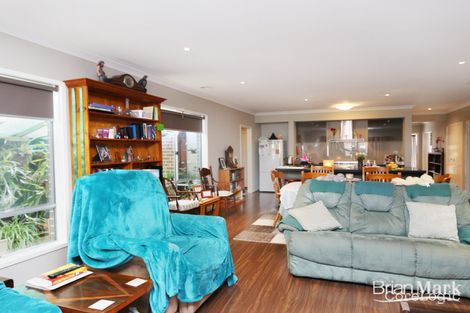 Property photo of 6 Springwood Terrace Manor Lakes VIC 3024