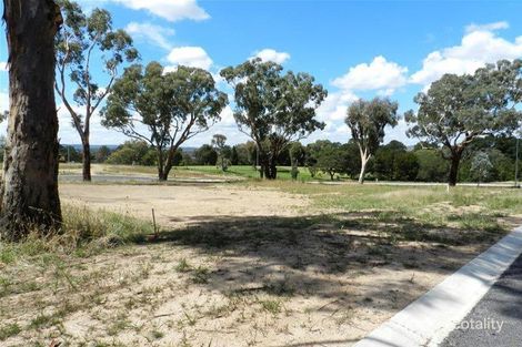 6 Martin Cl, Yass, NSW 2582