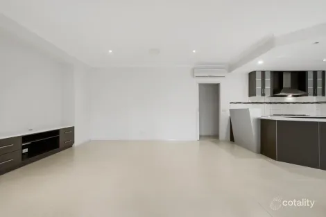 Property photo of 14 Notting Hill Traralgon VIC 3844