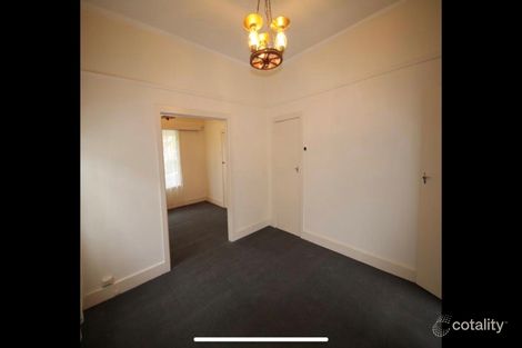 Property photo of 5 Queen Street Reservoir VIC 3073