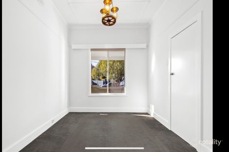 Property photo of 5 Queen Street Reservoir VIC 3073