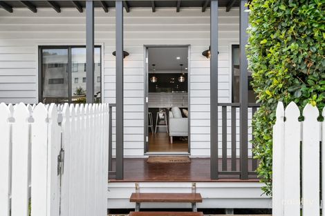 Property photo of 1/8 Monmouth Street Morningside QLD 4170