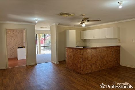 Property photo of 8 Dwyer Crescent Gosnells WA 6110
