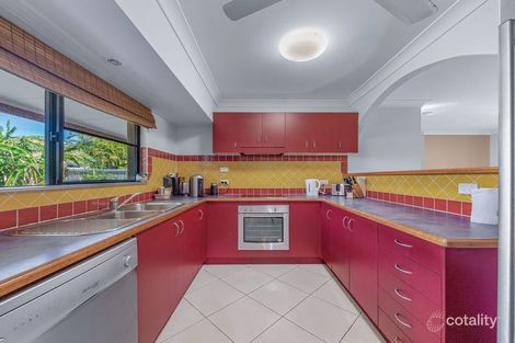 Property photo of 34 Banksia Court Cannonvale QLD 4802