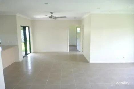 Property photo of 13 Edge Close Kewarra Beach QLD 4879