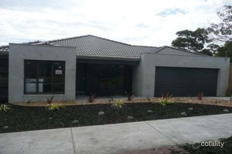 Property photo of 2 Clifton Grove Carrum Downs VIC 3201