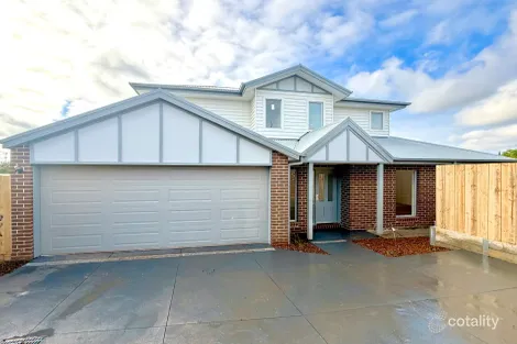 2/11 Lardner Rd, Drouin, VIC 3818