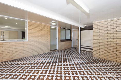 Property photo of 17 Endsleigh Street Macgregor QLD 4109