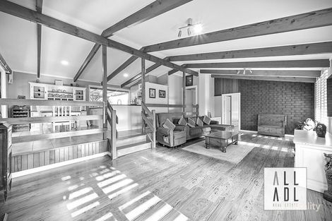 Property photo of 129 Brougham Drive Valley View SA 5093