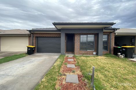 34 Ajay Way, Kurunjang, VIC 3337