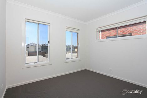 Property photo of 18 Little Windrock Lane Craigieburn VIC 3064