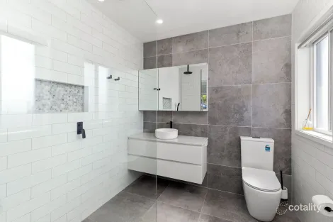 Property photo of 39 Ballyshannon Road Killarney Heights NSW 2087