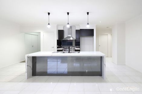 Property photo of 9 Black Range Avenue Craigieburn VIC 3064