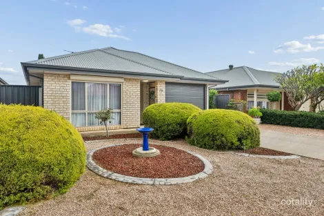 Property photo of 29 Hamra Drive Smithfield SA 5114