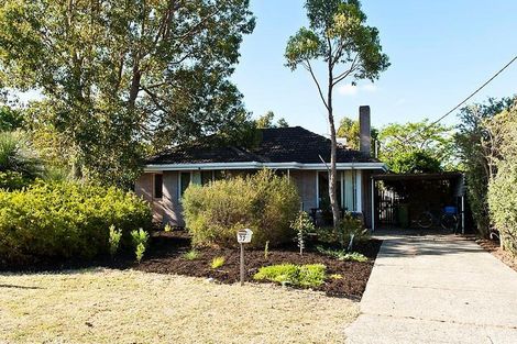 32 Williams Rd, Coolbellup, WA 6163