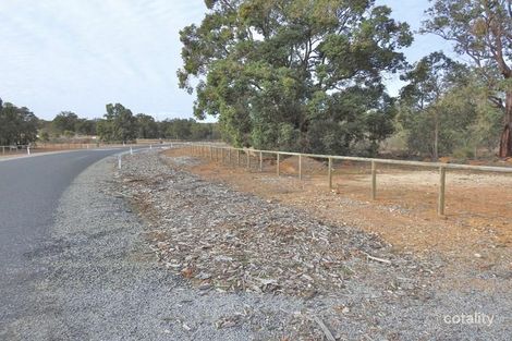 Property photo of 18 Flindersia Avenue Brigadoon WA 6069
